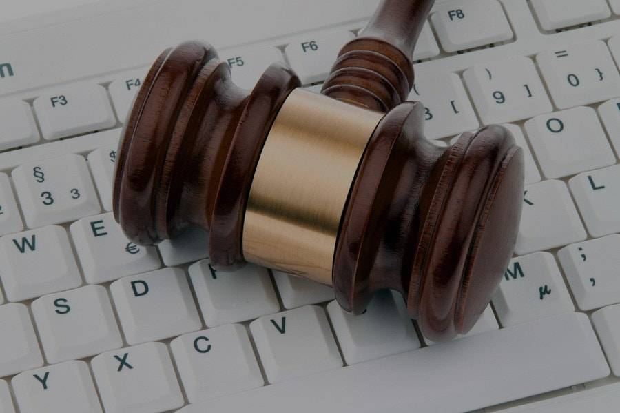 Компания Google защитит пользователей андроид от столкновения с «патентными тролями» Компания Google защитит пользователей андроид от столкновения с «патентными тролями»