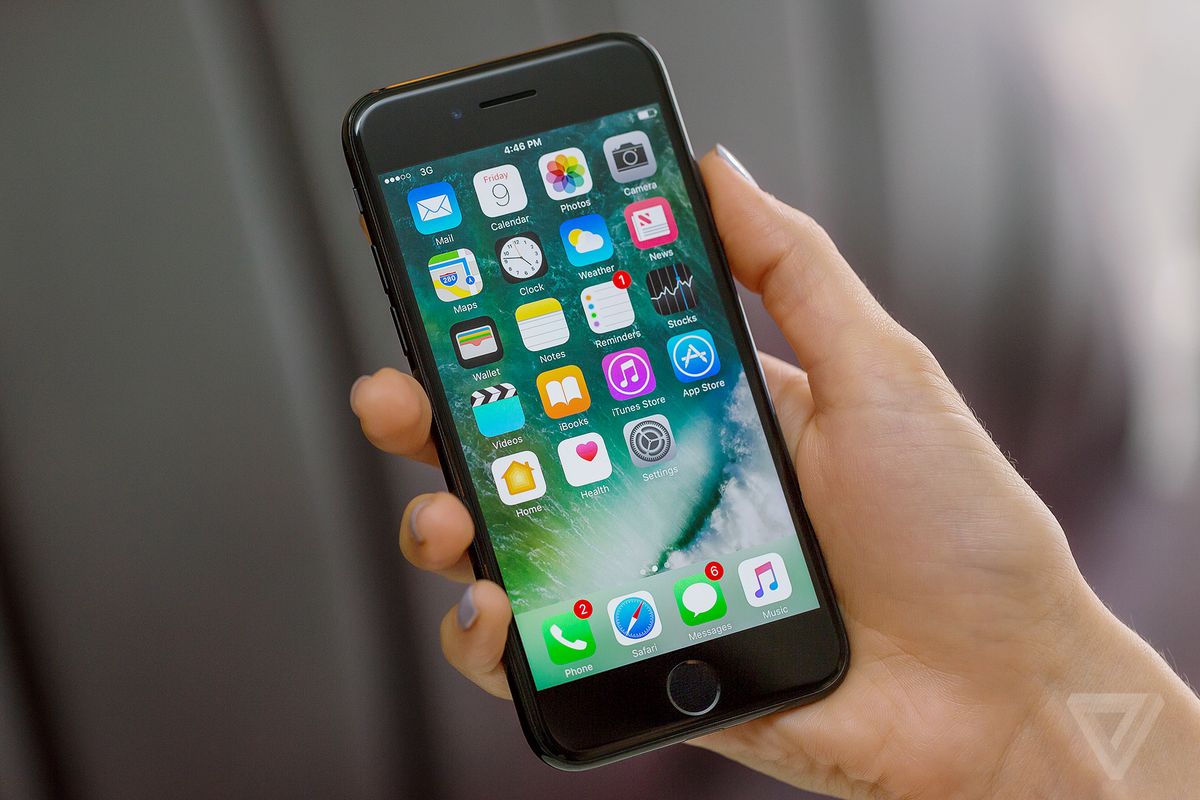 Apple не хочет делать большие обновления для iOS в 2018 Apple не хочет делать большие обновления для iOS в 2018