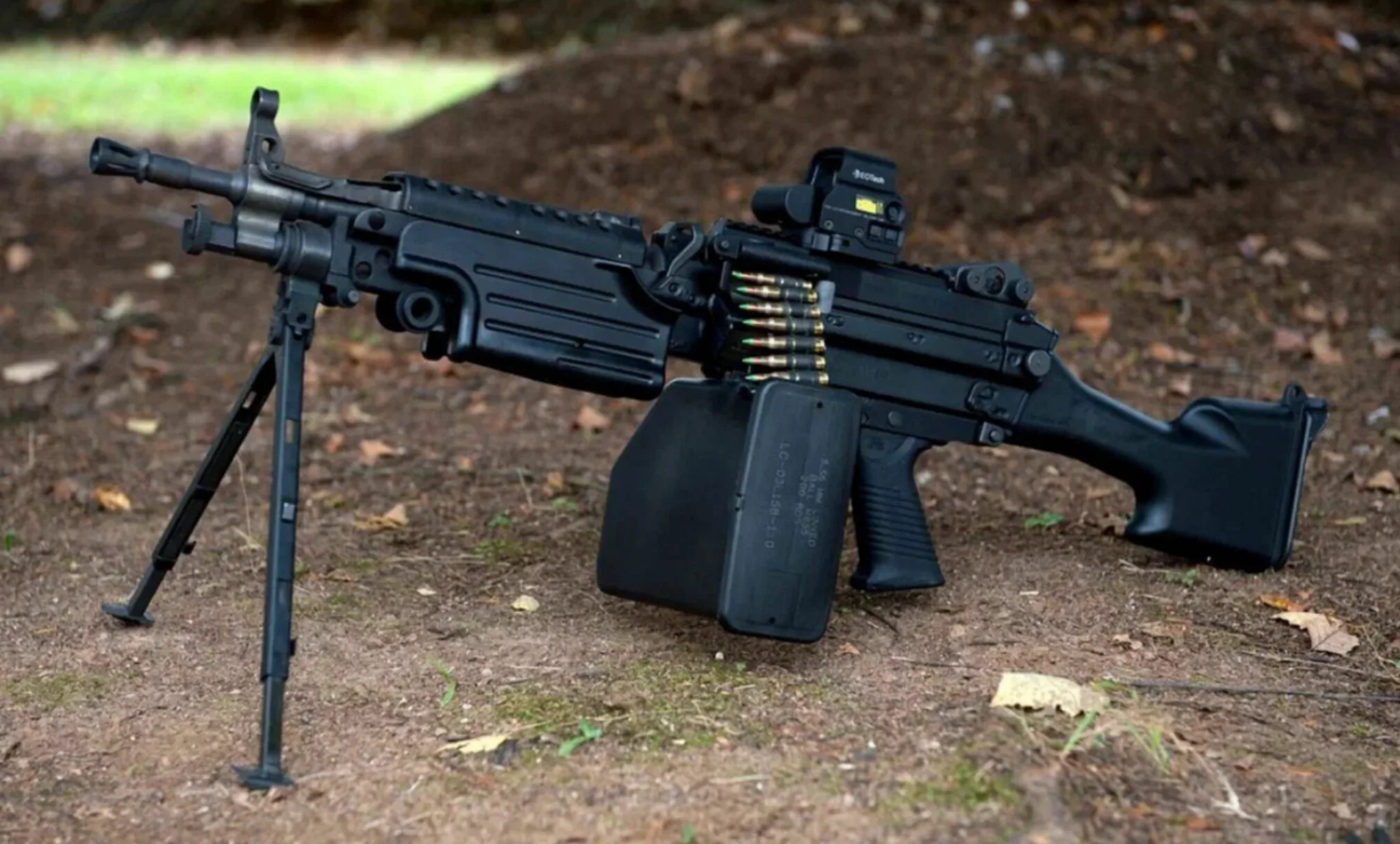 M249 SAW