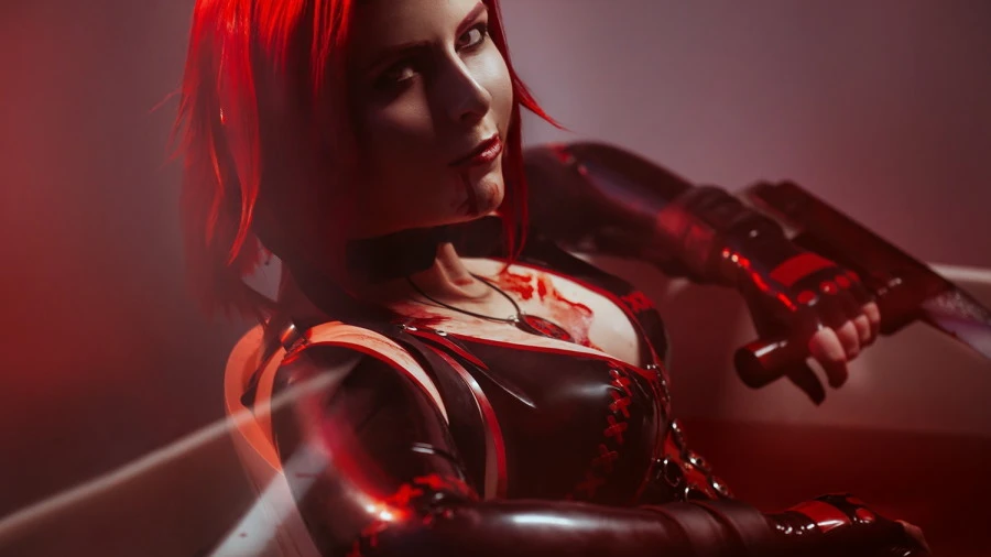 Косплей Рэйн из Bloodrayne
