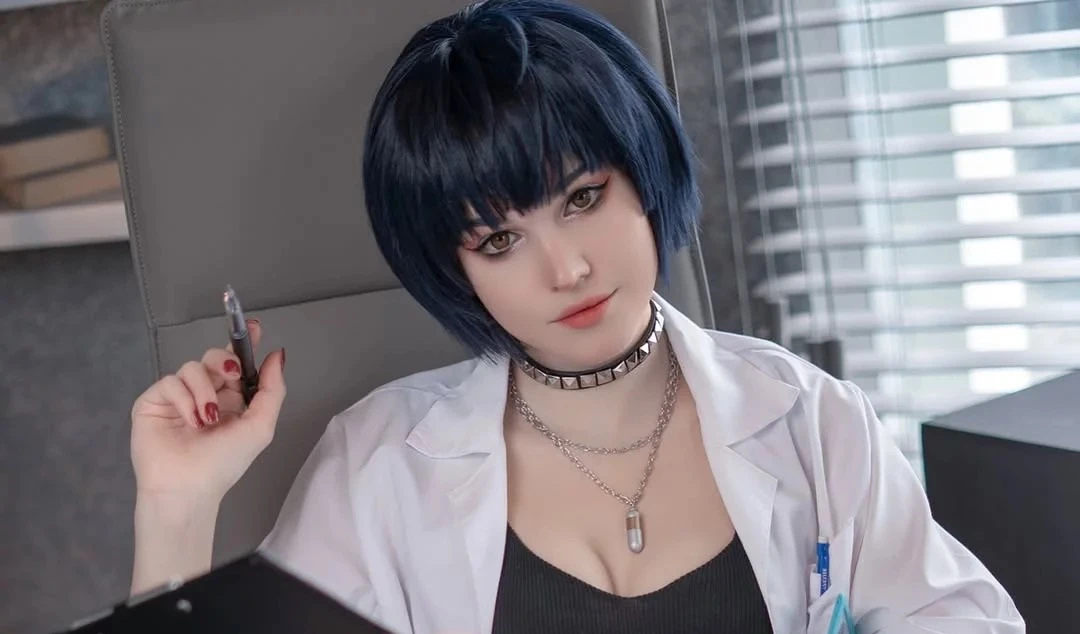 Косплей Таэ Такэми из Persona 5 от Shirogane-sama
