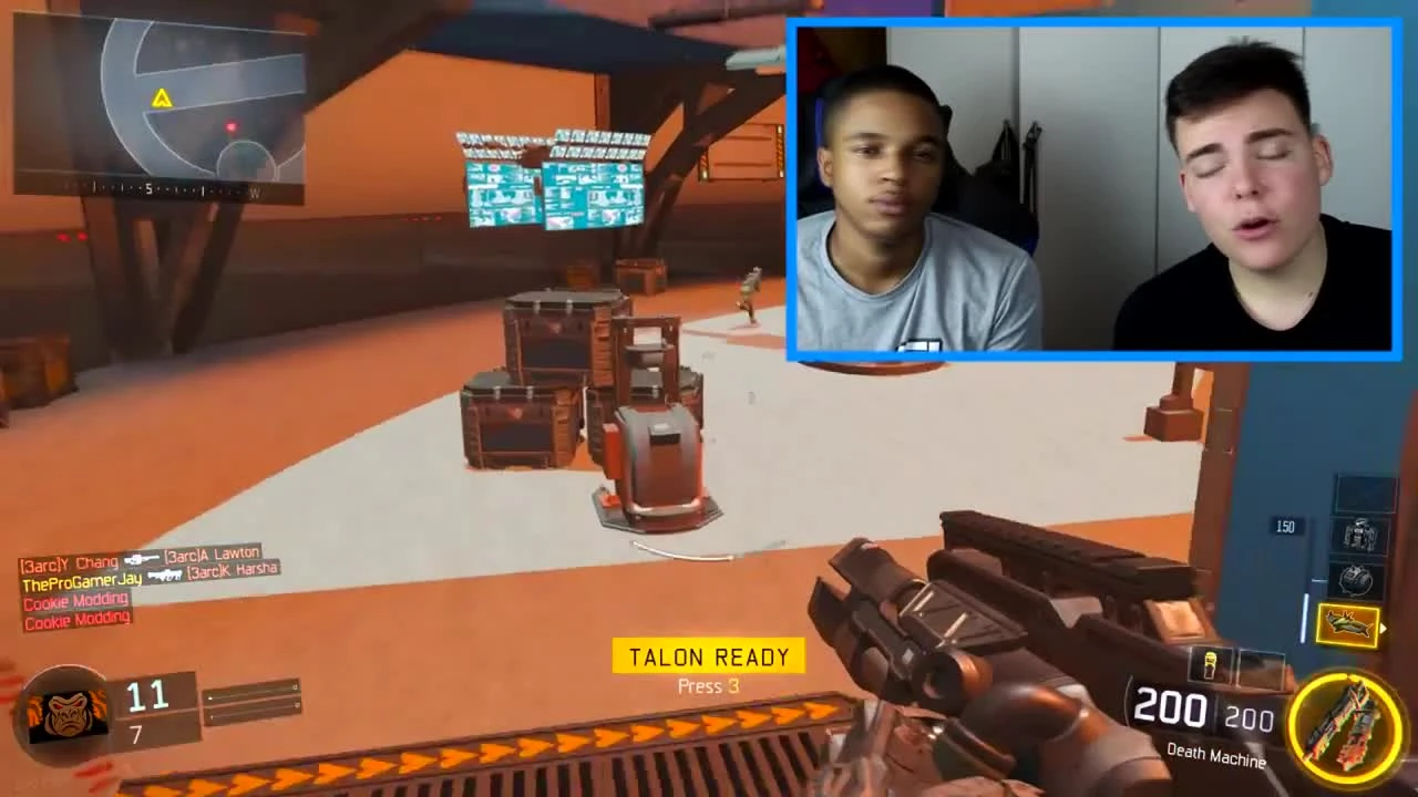 Реакция черного брата на расистские эмблемы Black Ops 3