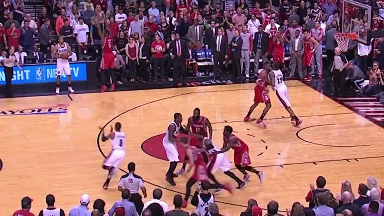 NBA Live 15 "Дамиан Лиллард в игре (Английская версия)"