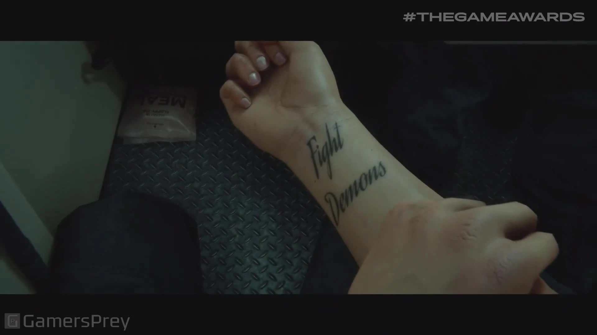 Многорукая девушка в трейлере Sons of the Forest - новой игры от создателей The Forest