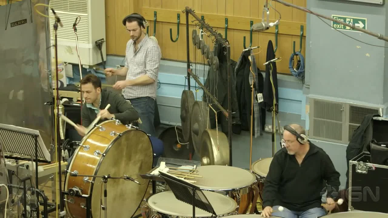 Лондонский симфонический оркестр играет музыку Нобуо Уэмацу