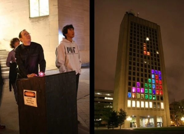 Тетрис на здании