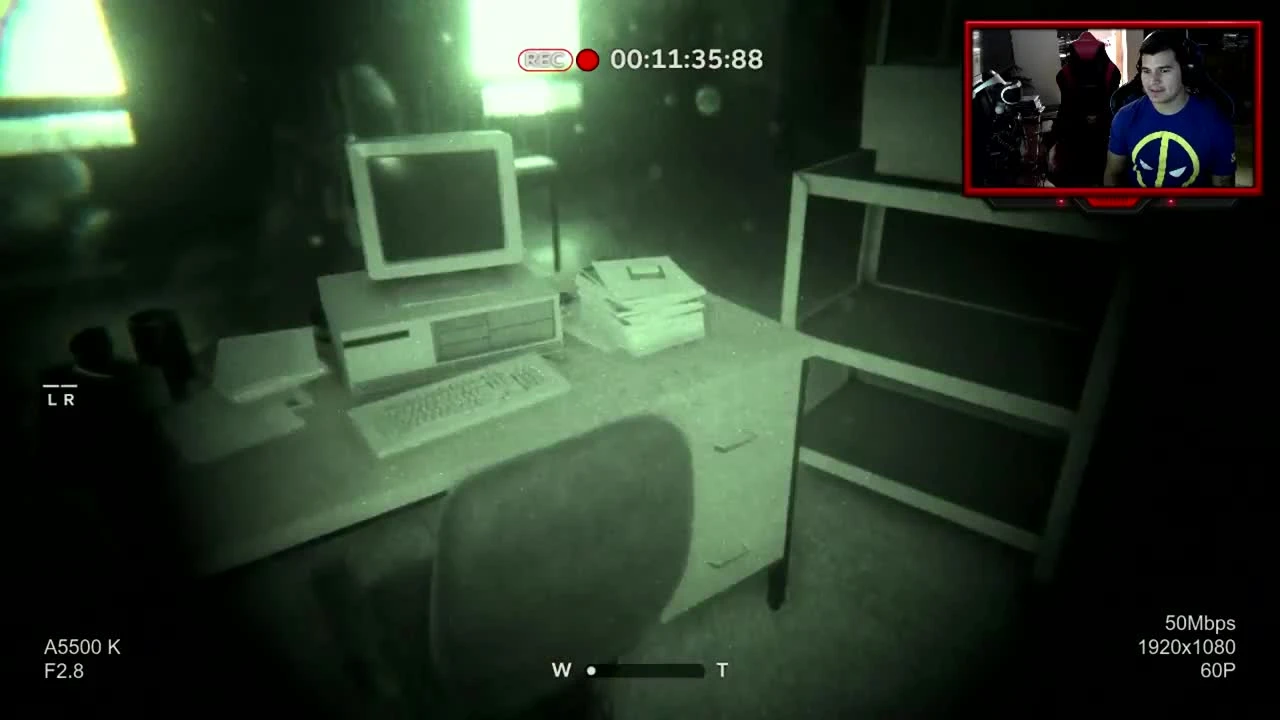 OtherJoe играет Outlast 2!