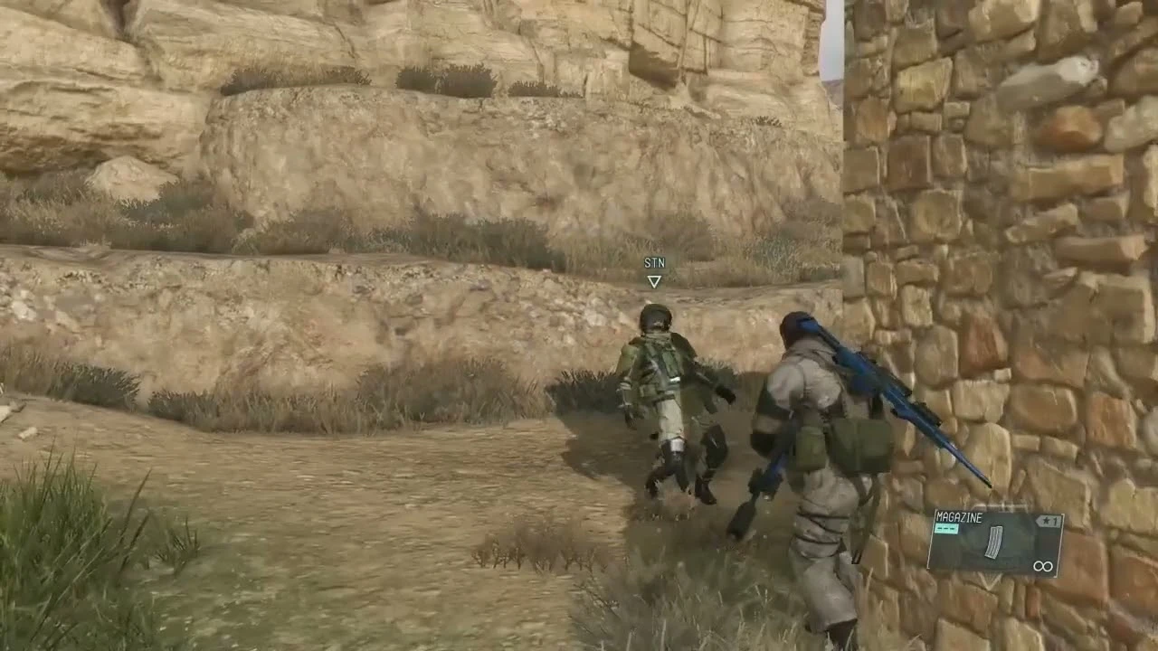 Кто победит: Солдат, облачённый в тяжёлую броню или один опасный магазинчик