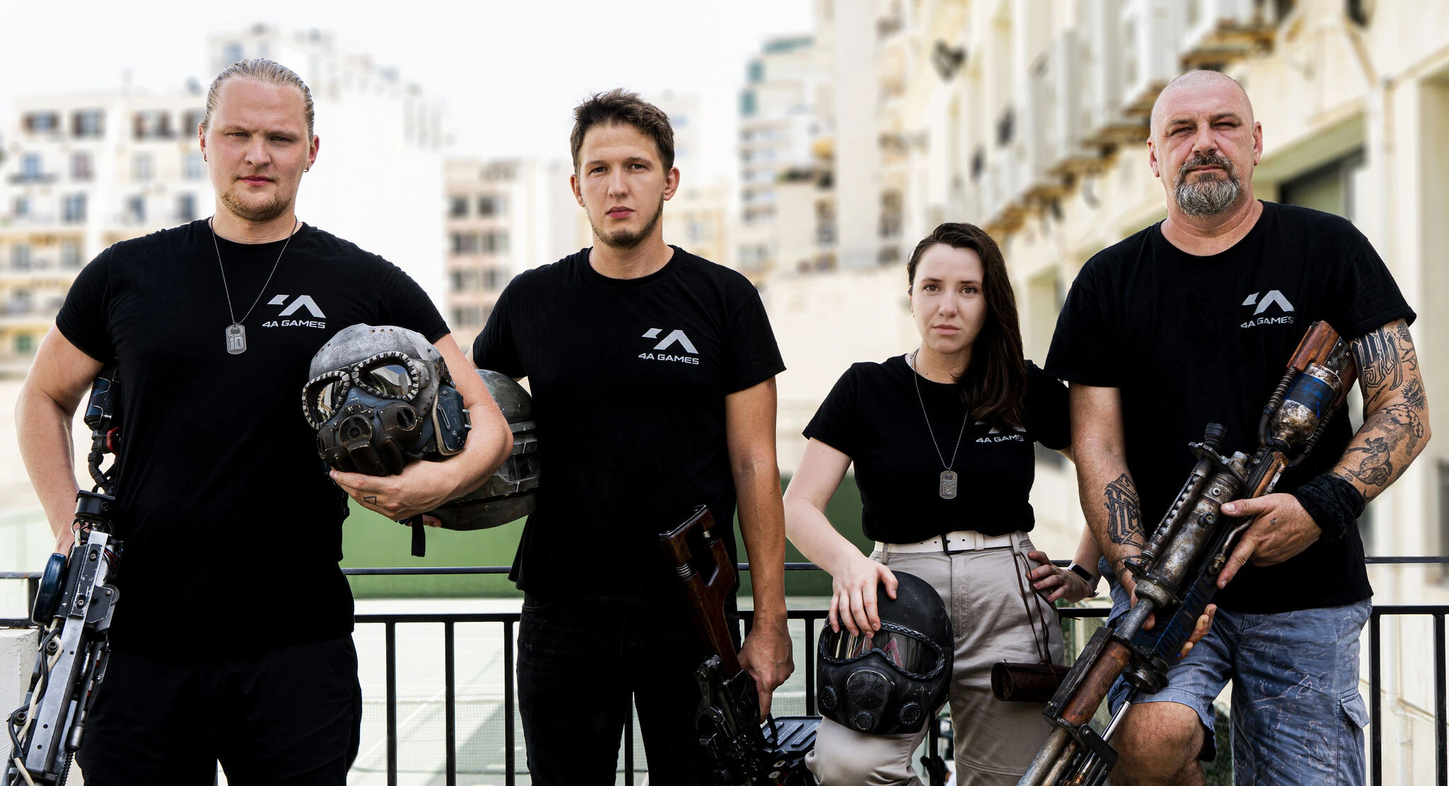 Разработчики 4A Games решили "покосплеить" Metro