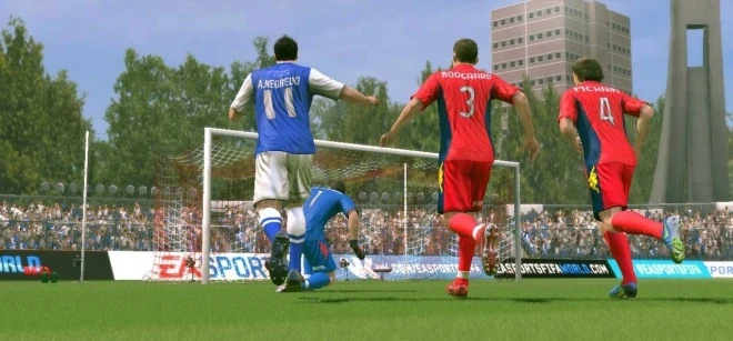 Раздача золотых наборов в FIFA World