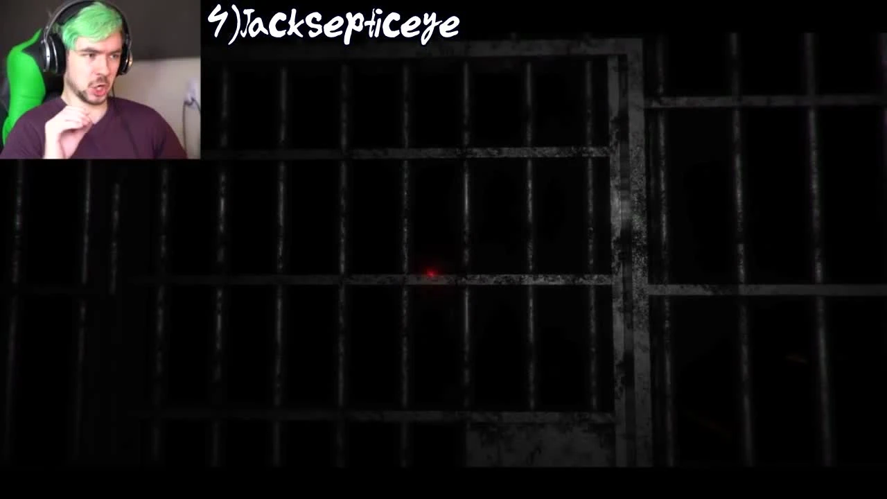 Реакции летсплейщиков на появление Аниматроника из CASE: Animatronics