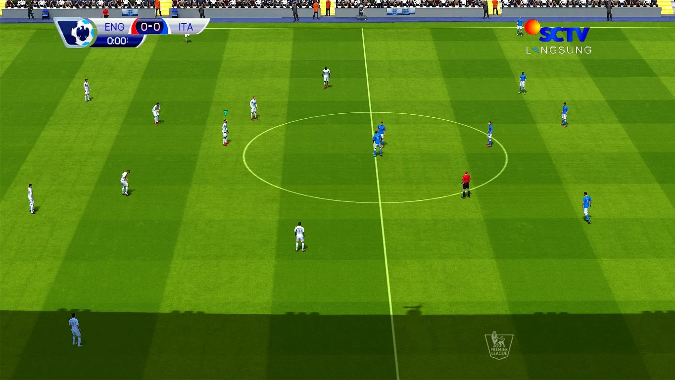 FIFA 14 "Новый супер реалистичный газон"