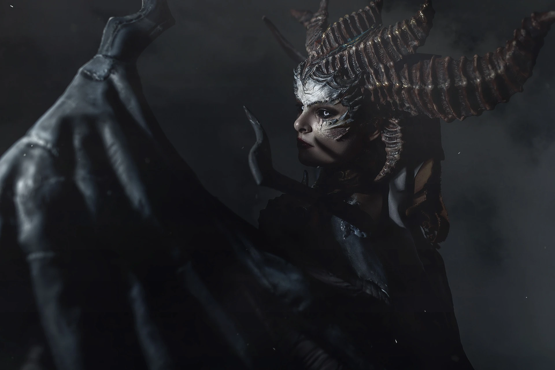 Косплей Лилит из Diablo 4