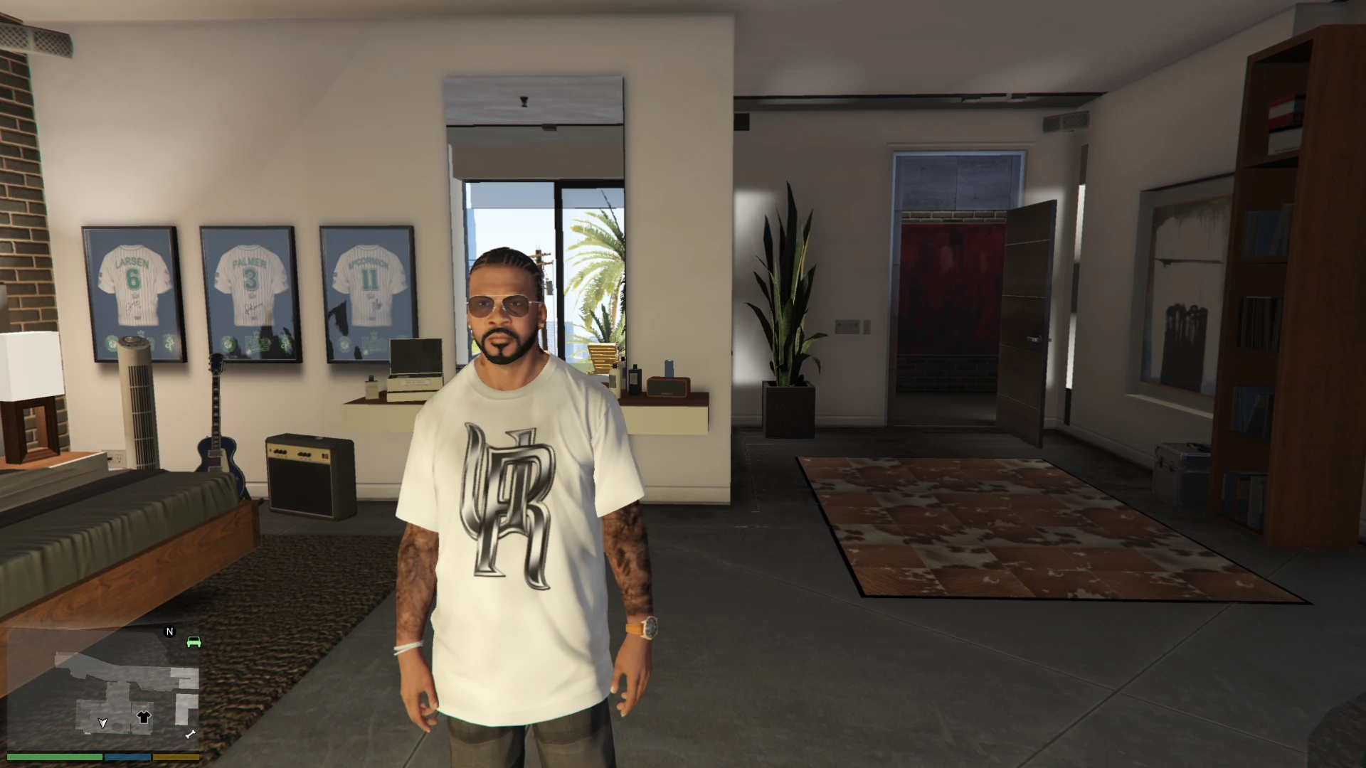 Grand Theft Auto 5 "Сохранение 100% у трёх персонажей по 2 миллиарда"