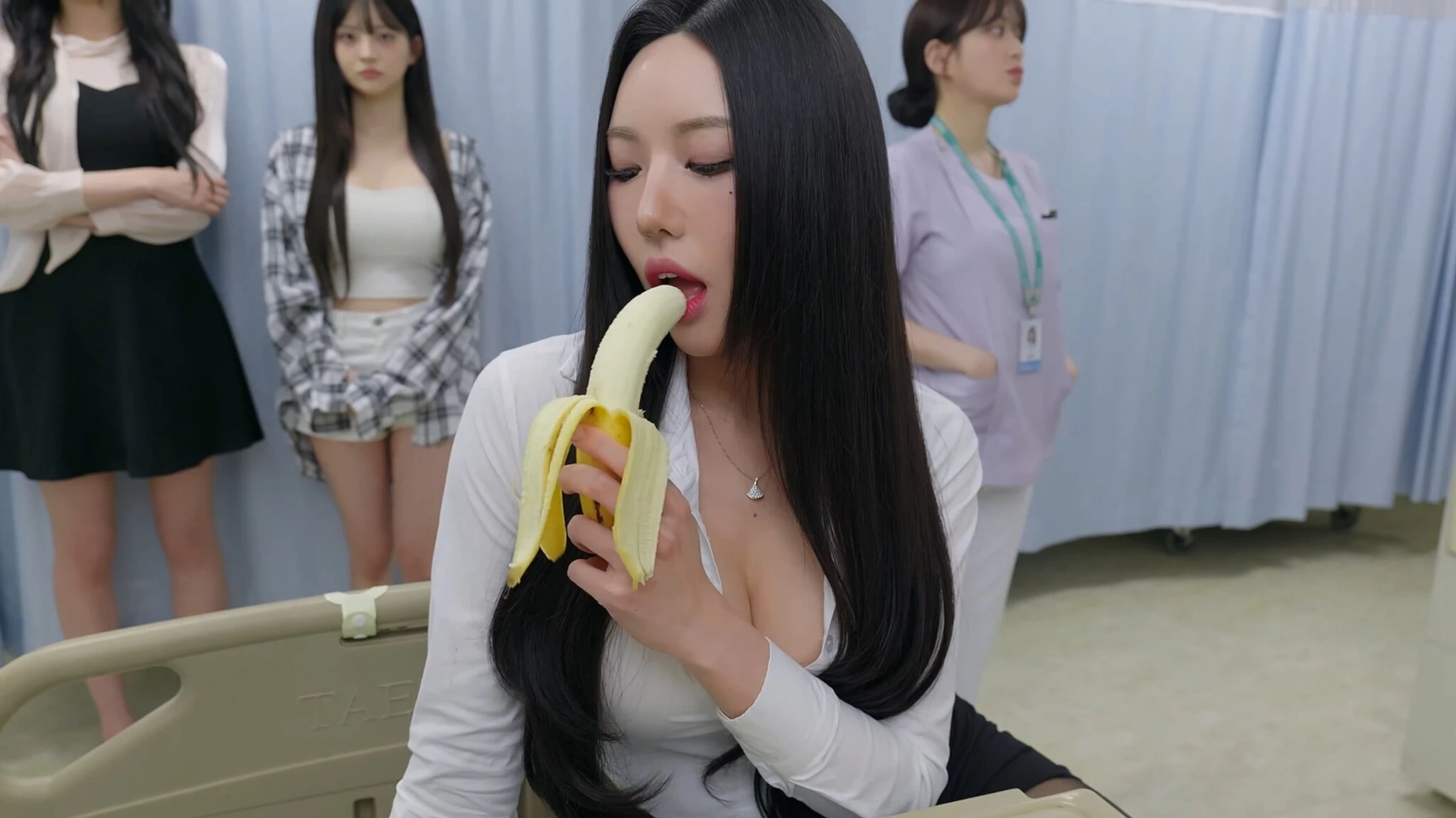 В Steam состоялся релиз сиквела популярного симулятора свиданий Five Hearts Under One Roof: Season 2