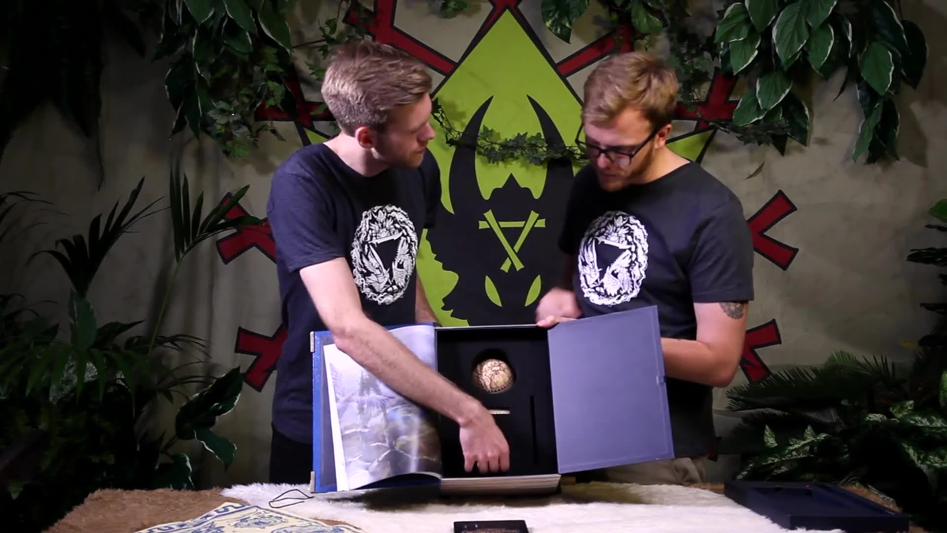 Анбоксинг издания Total War: Warhammer 2 - Serpent God Edition