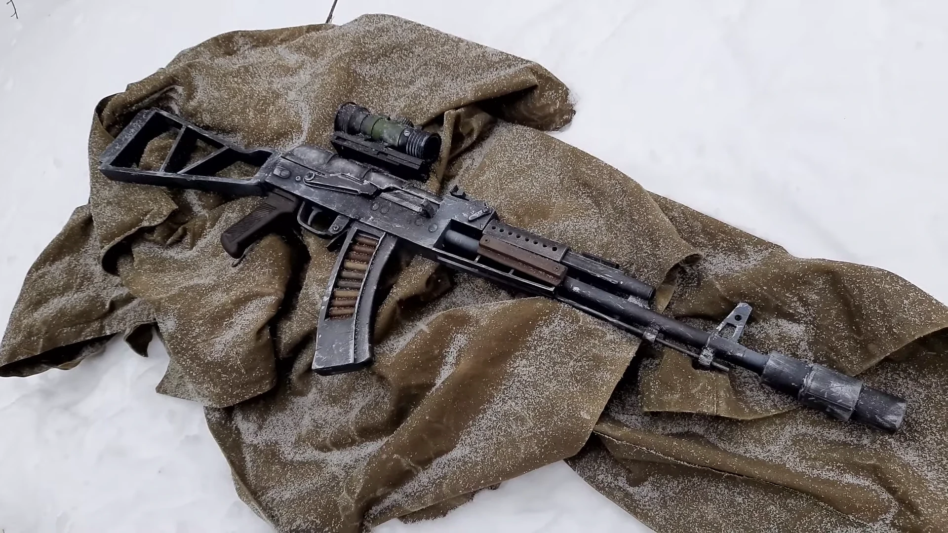 Энтузиаст создал точную копию "Калаша" из Metro Exodus