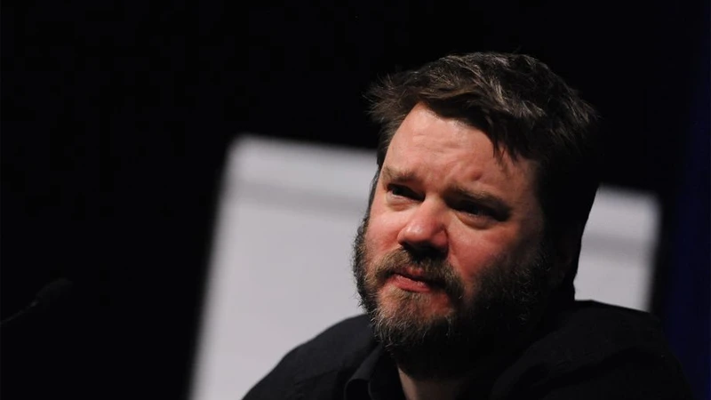 Еще один сценарист Valve - Чет Фалижек - покинул компанию