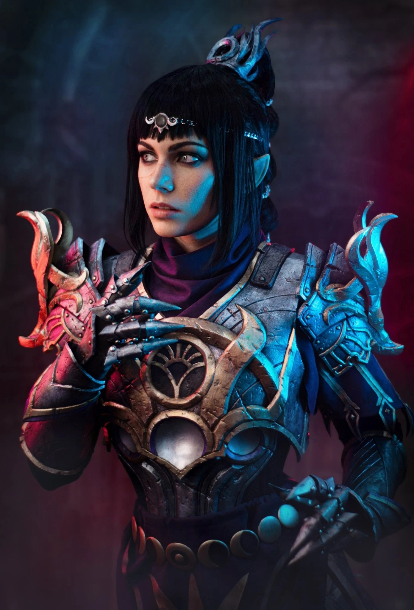 Модель CinderysCosplay в образе Шэдоухарт