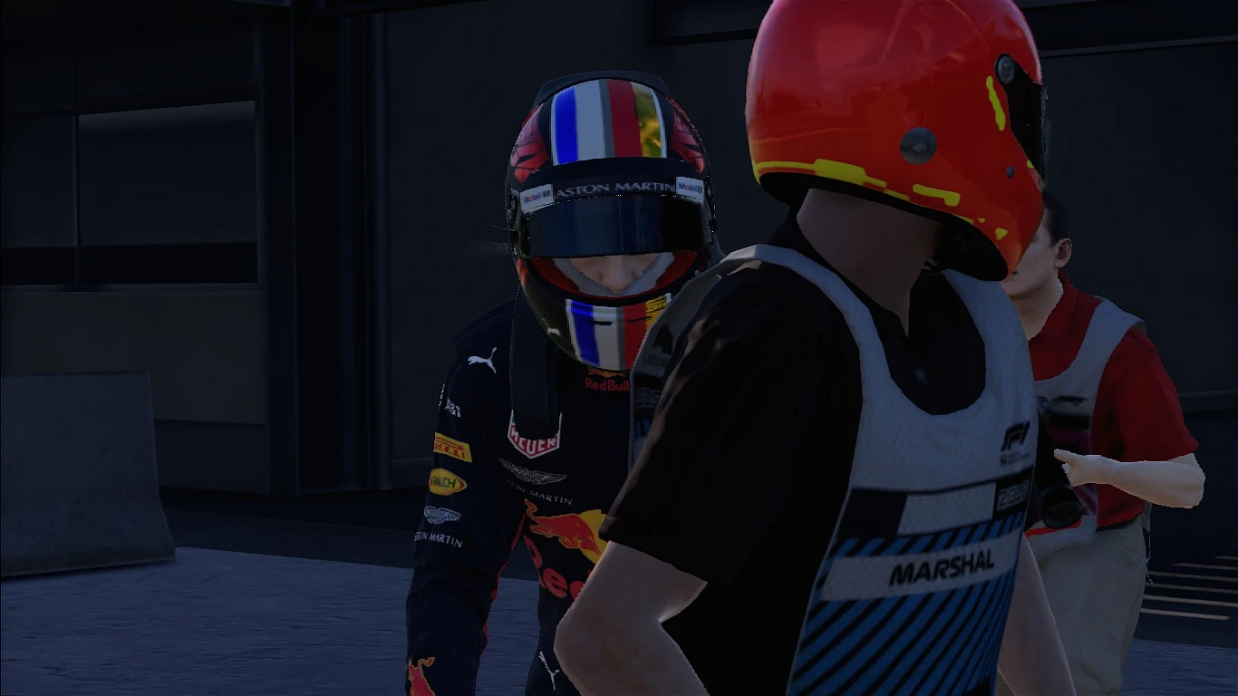 F1 2018 "Карьера Red Bull Шлем 1.0"