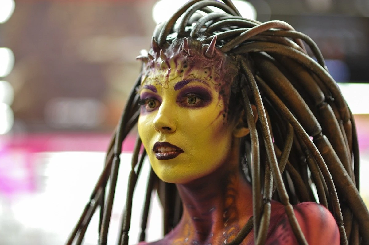 Косплей Сары Кэрриган из StarCraft II.