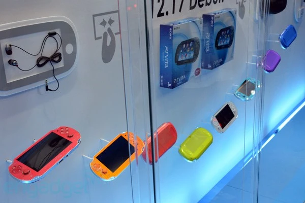 Замечена солянка разноцветных PS Vita