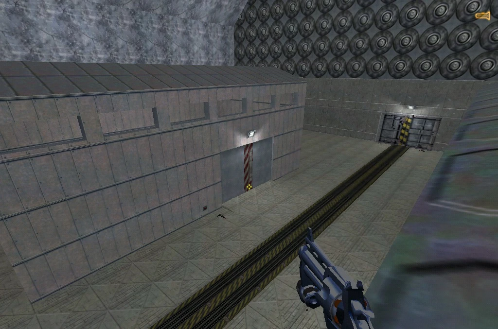 Half-Life "2Hangars_XL"