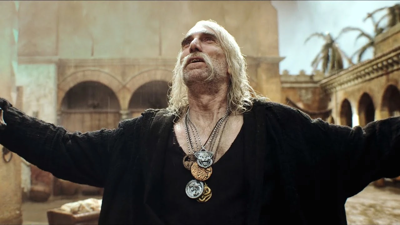 "Вырезал всю повестку в сериале за один бой" - зрители в восторге от Шарлто Копли в образе Лео Бонарта в "Ведьмаке"