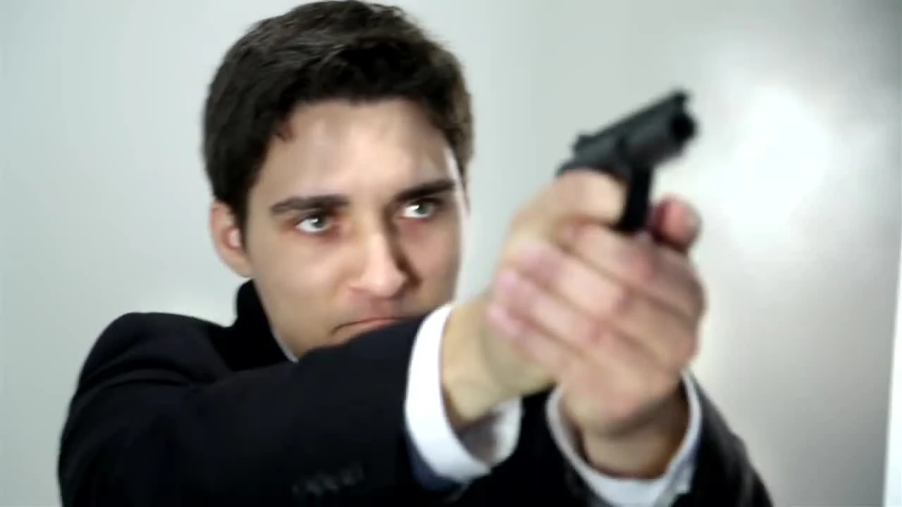 Golden Eye 007 в реальной жизни