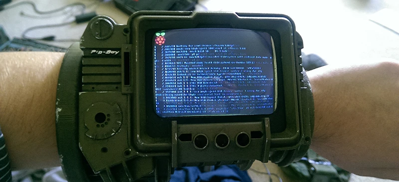 PipBoy из Fallout 3 на Raspberry Pi