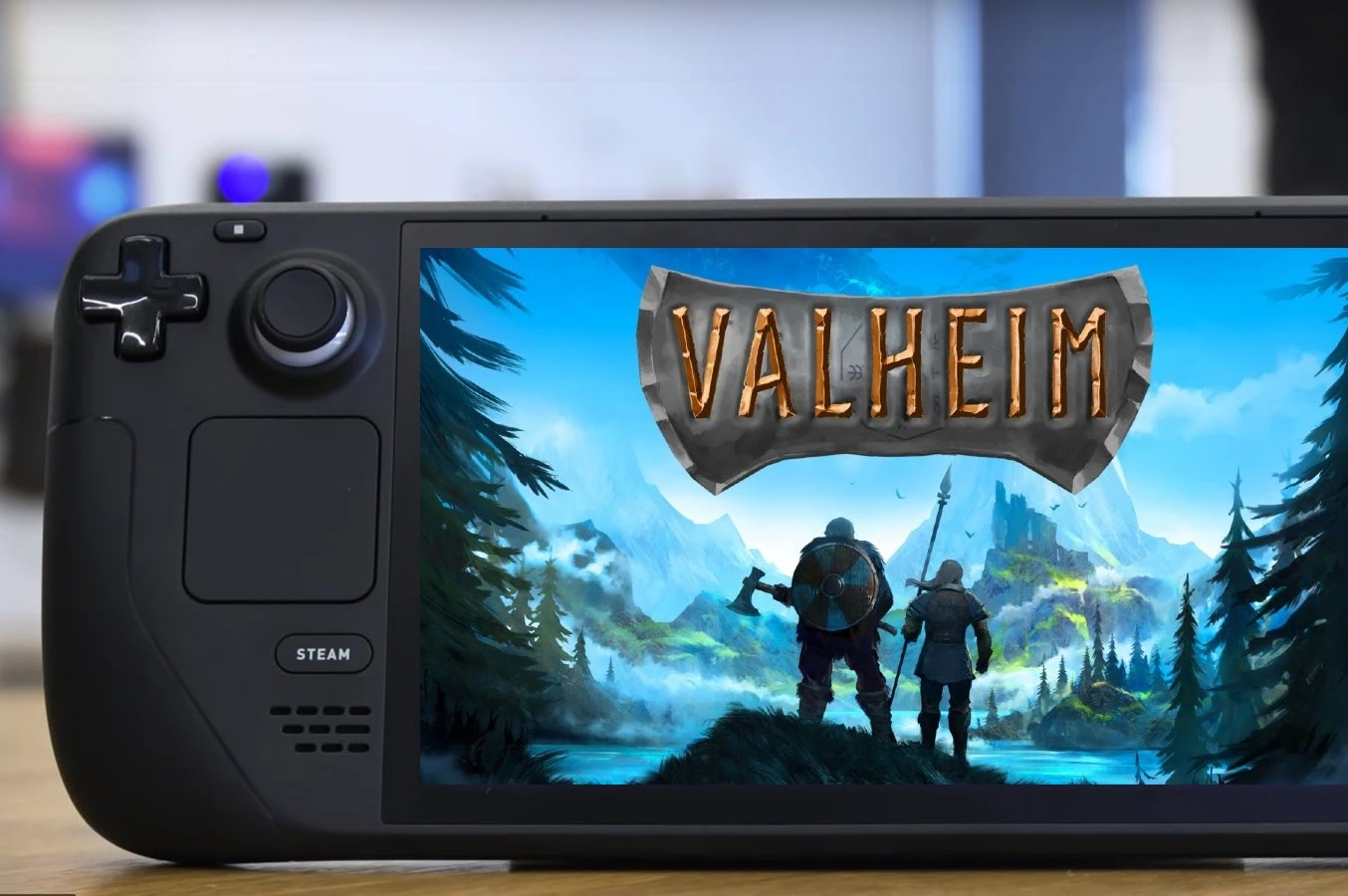 Valheim проверена для Steam Deck с конфигурацией графики по умолчанию и встроенными элементами управления