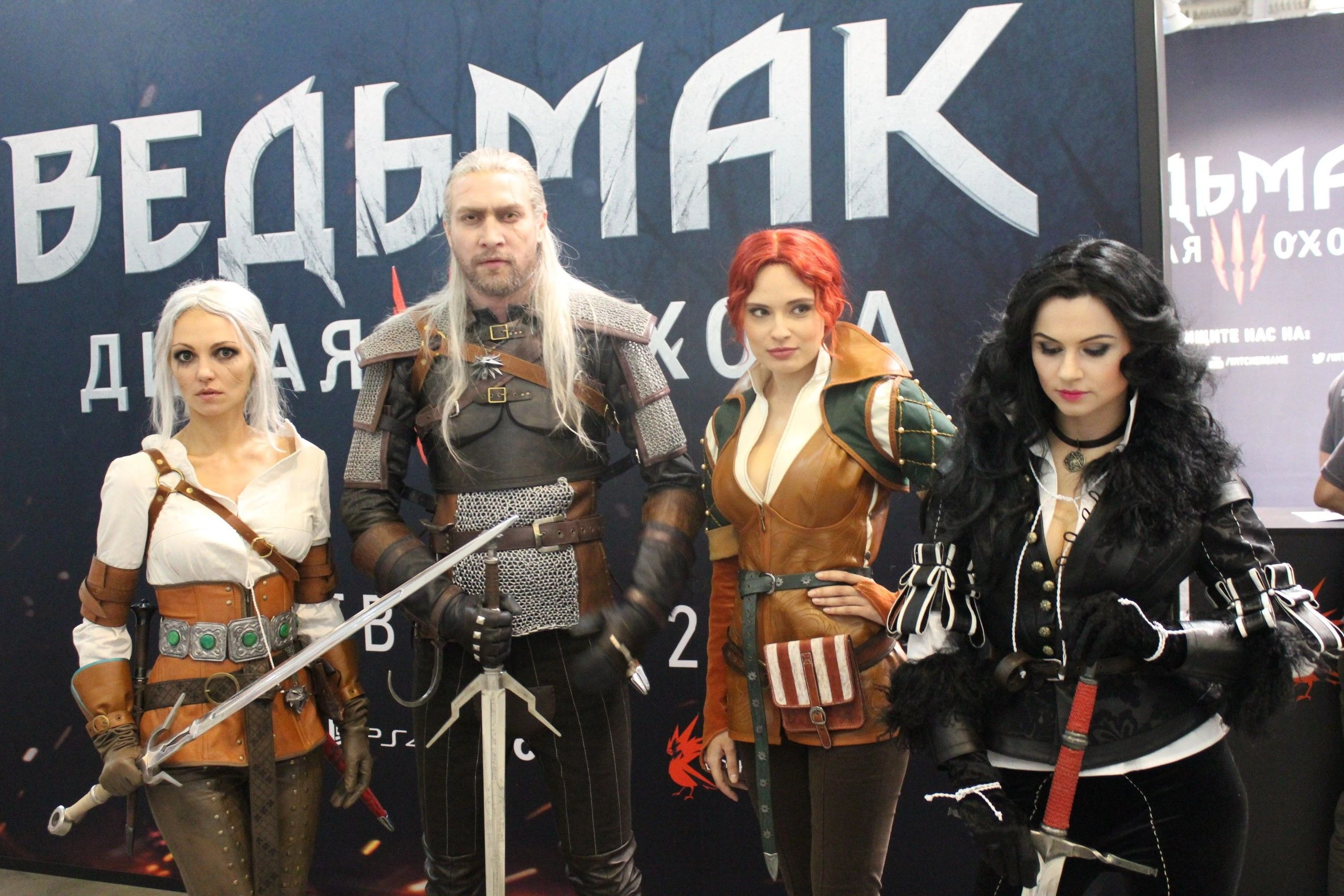 Интервью с косплейщицами от GameGuru