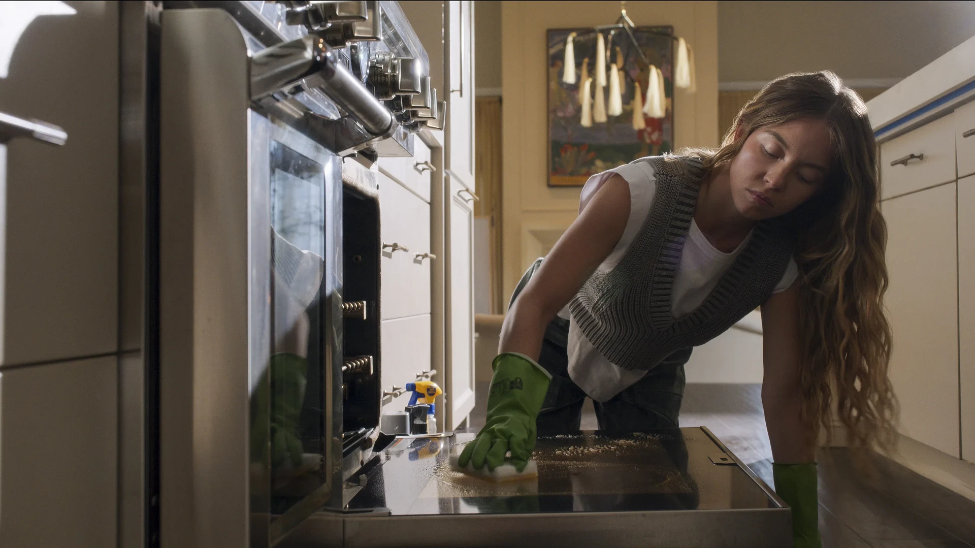 Эротический триллер "Горничная" с Сидни Суини стартовал в США с результатом в $19 миллионов при бюджете в $36 миллионов