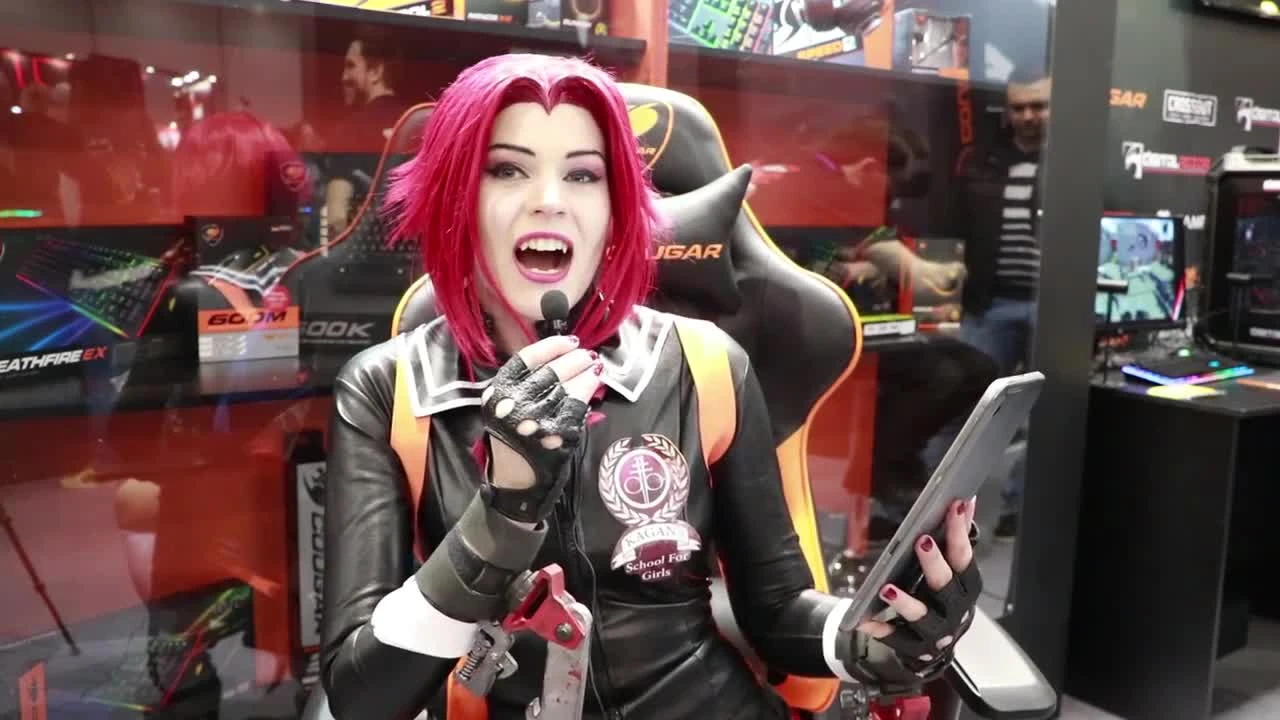 Аня Эрлстрейм на Игромире 2017 (Косплей)