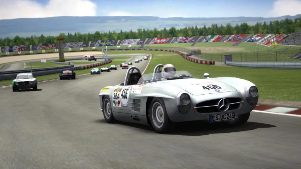 Разработчик GTR и Race возобновил работу после банкротства