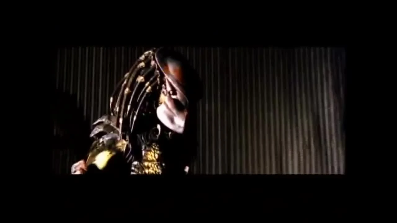 Чужой против Бэтмена против Хищника (Обзор)