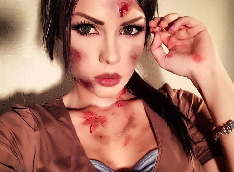 Старенький косплей на старенькие игры по Ларе Крофт