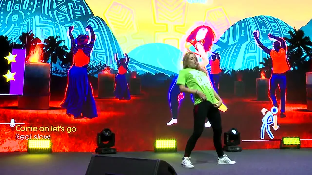 Just Dance World Cup - Показательное выступление Амандины Мориссе