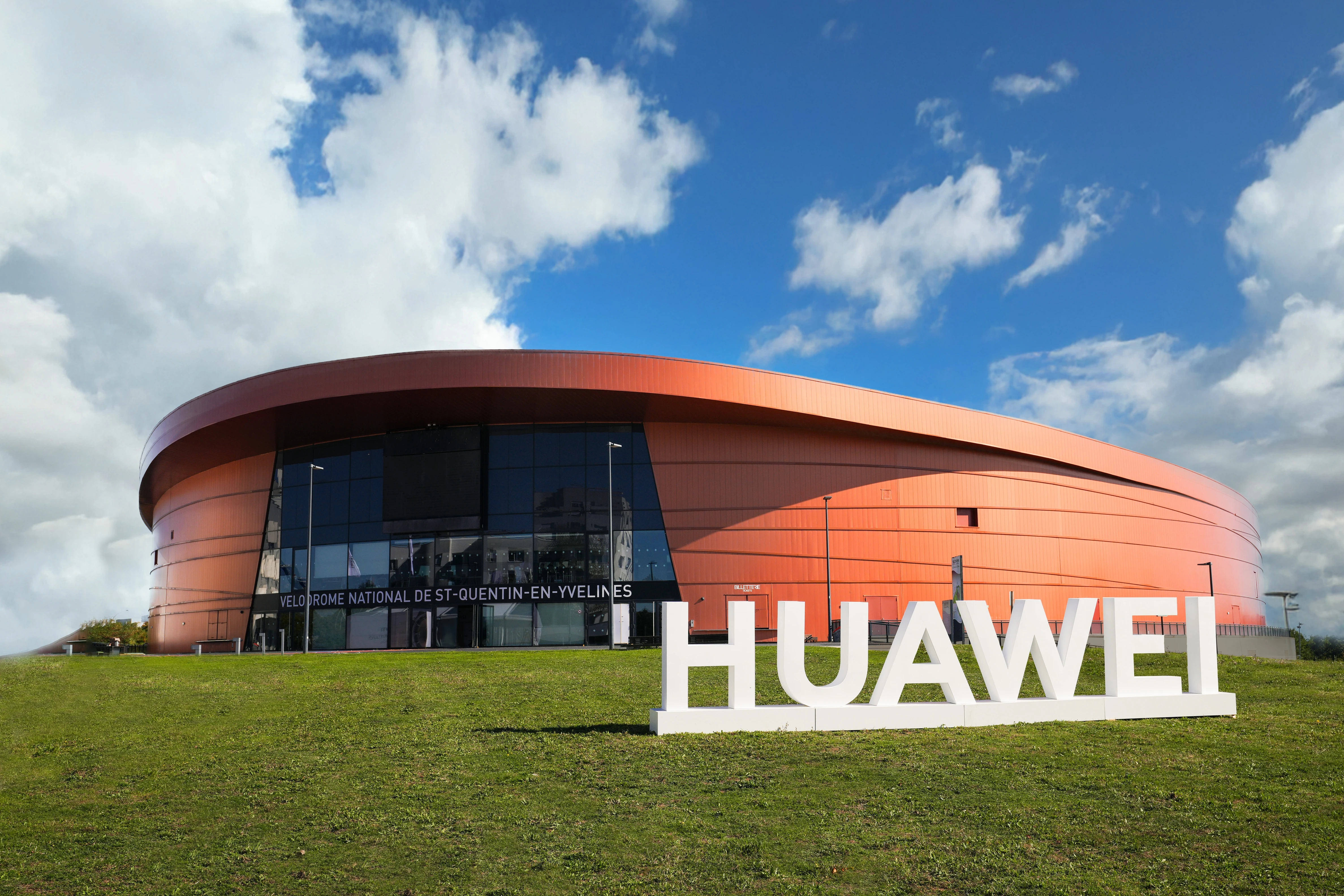 От смарт-часов до планшетов: HUAWEI представила инновационные продукты на глобальном мероприятии
