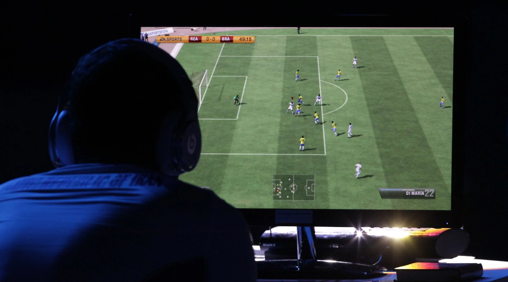 ФИФА потребовала от EA увеличить отчисления за права до 1 млрд долларов за 4 года