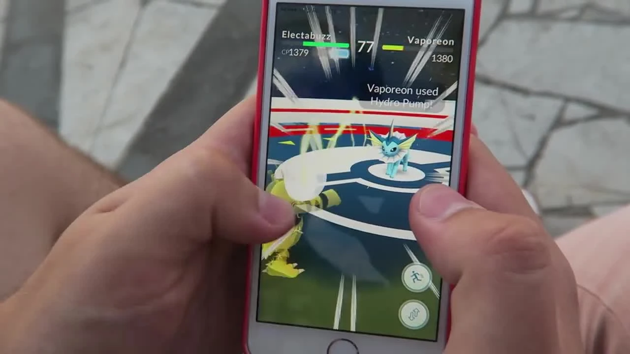 Pokemon GO Уклоняемся от ударов в битвах за Гимы!