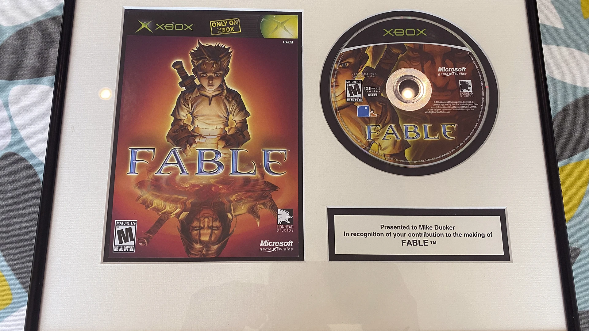 Разработчик оригинальной Fable смог вернуть памятный диск с игрой, который у него украли 12 лет назад
