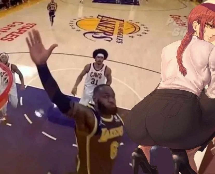 Баскетбол и Макима