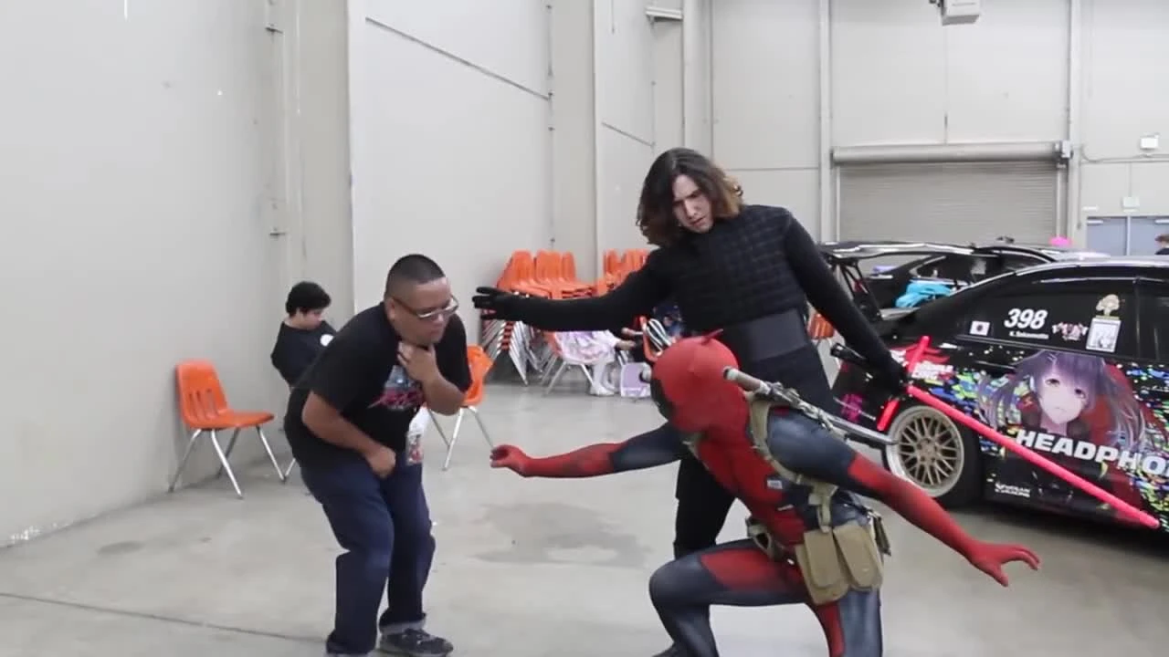 Deadpool против Ani-Me Con 7.0