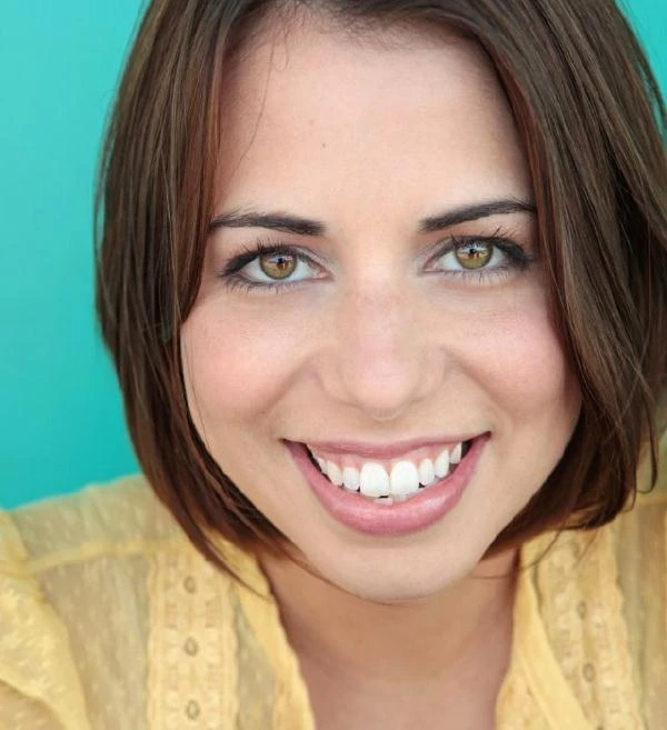 "Человек невидимка" - Лора Бейли