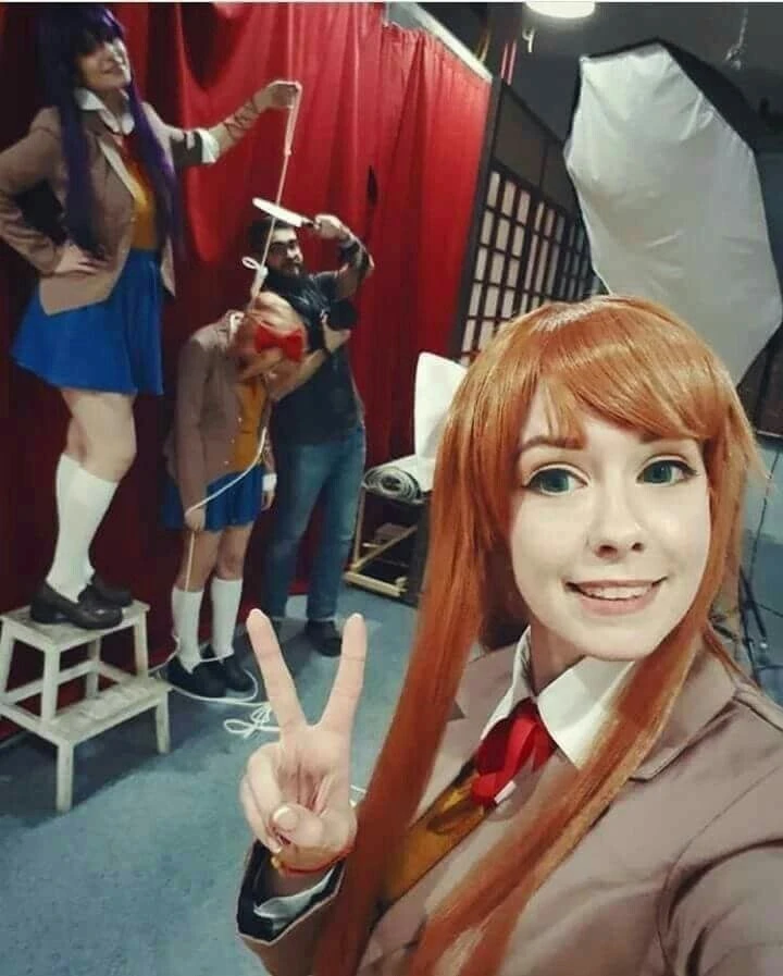 Самая обычная жизнь в литературном клубе