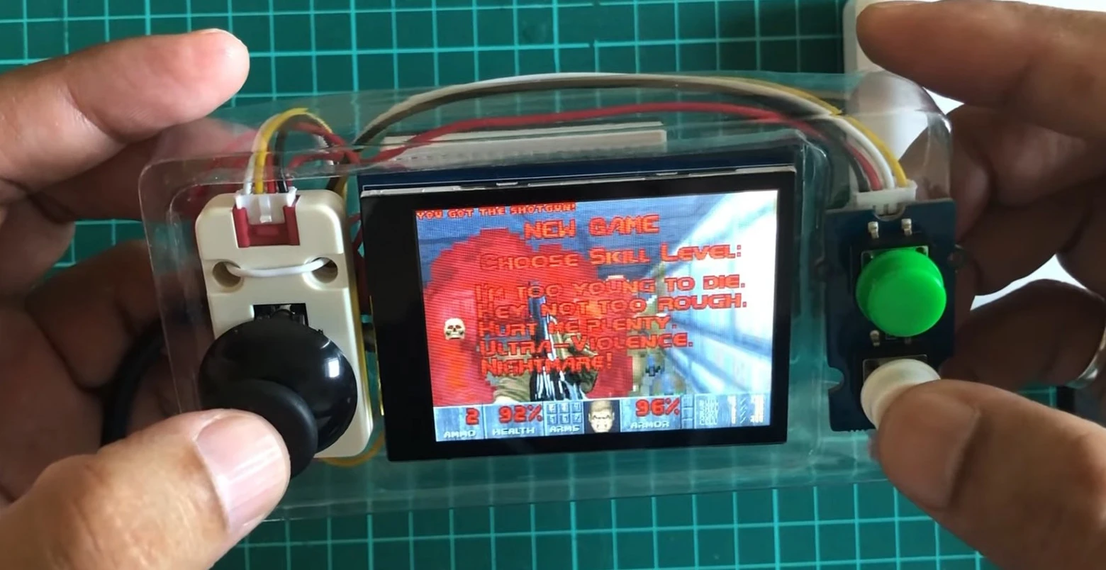 Энтузиасты сделали из Arduino Nano ESP32 приставку для запуска оригинальной версии DOOM