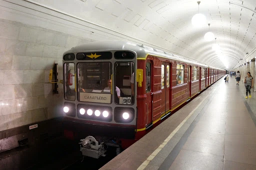 Trainz Simulator 12 "поезд - Номерной 81/717/714"