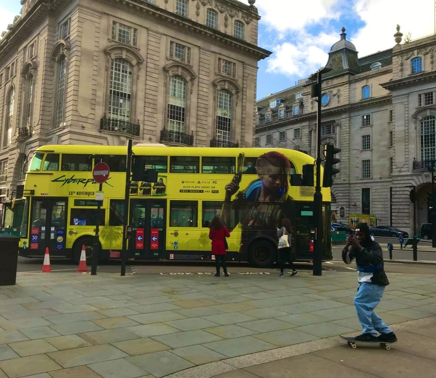 CD Projekt RED начали впечатляющую рекламную кампанию Cyberpunk 2077 в Лондоне и Париже