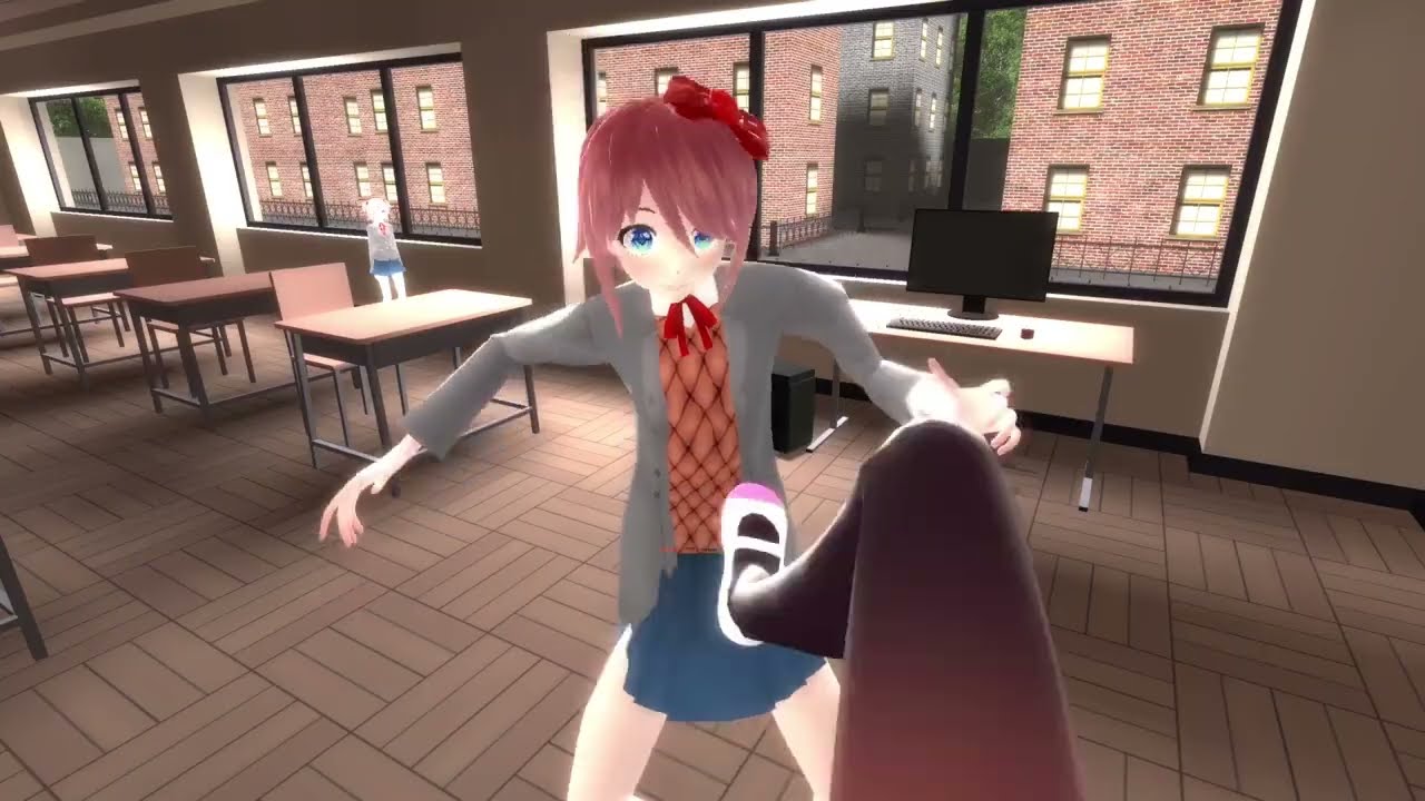 Моника решила по быстренькому избавится от девочек в своём литературном клубе